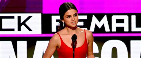 Selena Gomez's Speech at the 2016 American Music Awards | POPSUGAR ...