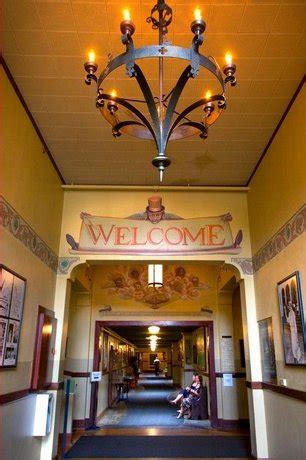 McMenamins Kennedy School, Portland - Compare Deals