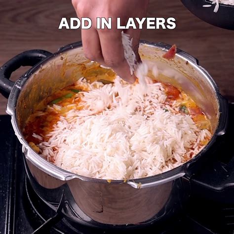 Pressure Cooker Biryani Recipe | Veg Biriyani In Cooker