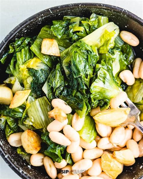 How To Make Escarole And Beans - Sip and Feast