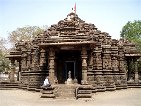 Travelogue Unlimited: Ambarnath Temple : A Photo Feature