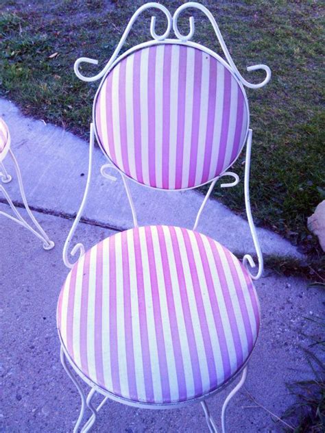 1950's Ice Cream Parlor Table & Chairs by FoundInMontana on Etsy | Parlor table, Ice cream ...