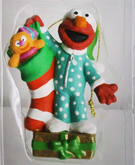 *ELMO WITH STOCKING & TOYS CHRISTMAS TREE ORNAMENT MINT IN BOX. SESAME ST MUPPET