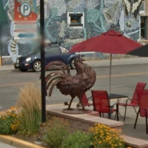 Mike the Headless Chicken statue in Fruita, CO - Virtual Globetrotting