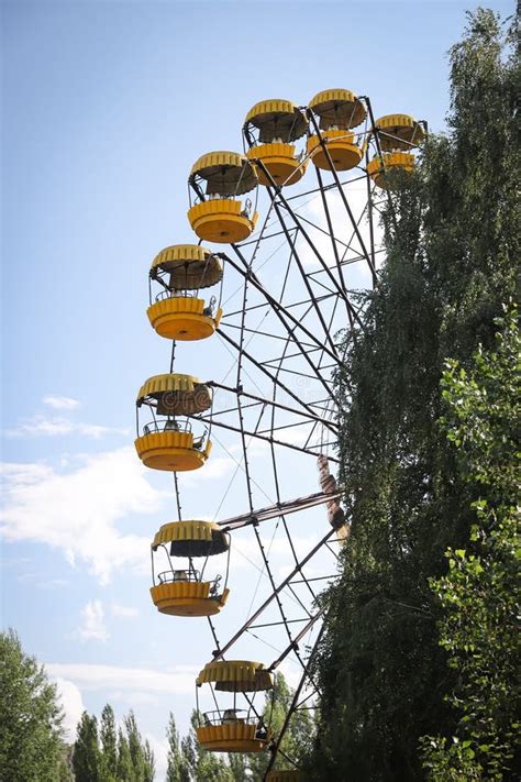 Ferris Wheel, Pripyat Town in Chernobyl Exclusion Zone, Ukraine Stock ...