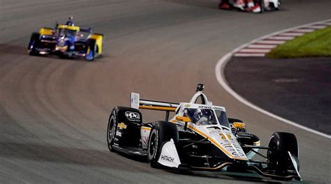 Josef Newgarden wins wild Gateway IndyCar race by .5397 sec | Fox News