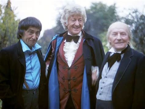 TV Lover: My Review of Doctor Who's: "The Three Doctors"