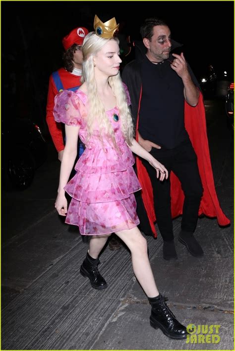 Photo: anya taylor joy princess peach halloween costume 06 | Photo 4847186 | Just Jared