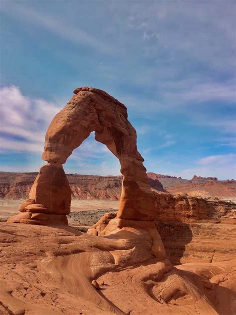 Delicate Arch Hike: What to Expect