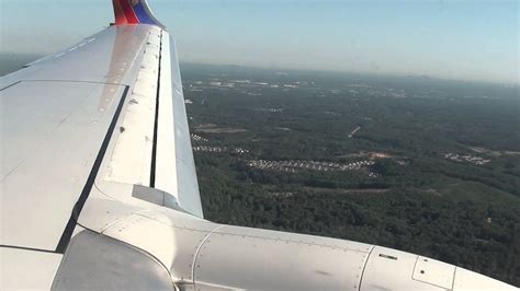 Southwest Airlines Landing in Atlanta - YouTube