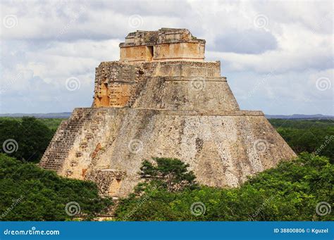 Pyramid of the Magician. Maya Complex of Uxmal Stock Photo - Image of cancun, calendar: 38800806