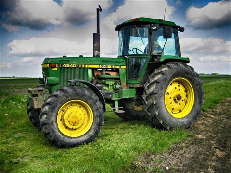An Overview of Tractors Modern Agriculture Machine - agricultural ...