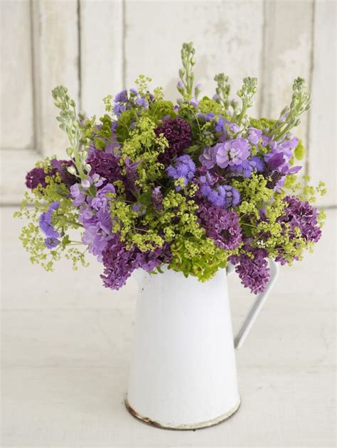 34 best images about lilac and purple wedding flowers on Pinterest