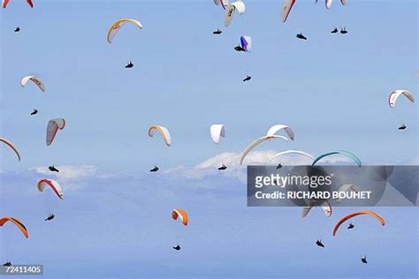 416 Paragliding World Cup Stock Photos, High-Res Pictures, and Images - Getty Images