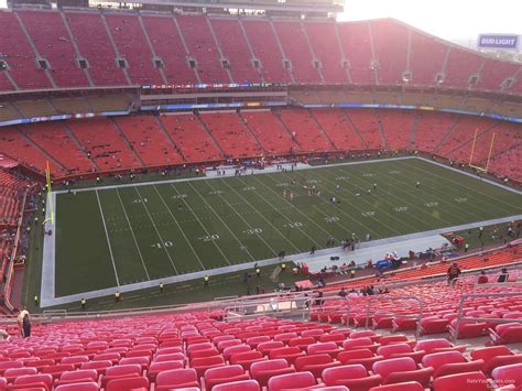 Section 305 at Arrowhead Stadium - RateYourSeats.com