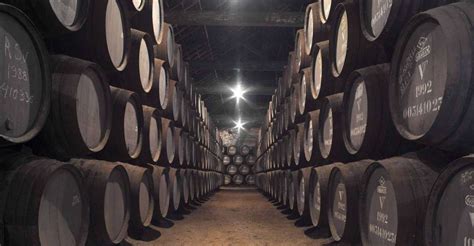 Porto: Graham's Port Lodge Tour with Premium Wine Tastings | GetYourGuide