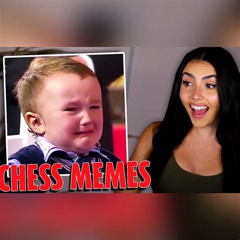 Alexandra Botez - Andrea Botez reacts to the BEST CHESS MEMES of 2021