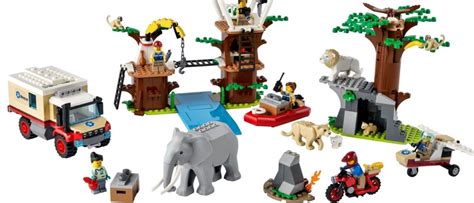 A LEGO City safari – spotting the new animals – Blocks magazine – the monthly LEGO magazine for fans