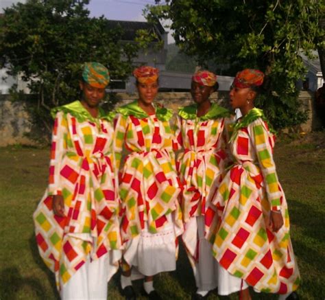 Girls in Dominica national dress | National dress, Caribbean culture, Carribean islands