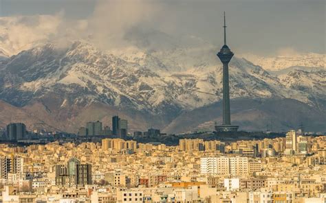 Världens största bokhandel öppnar i Teheran - Boktugg.se