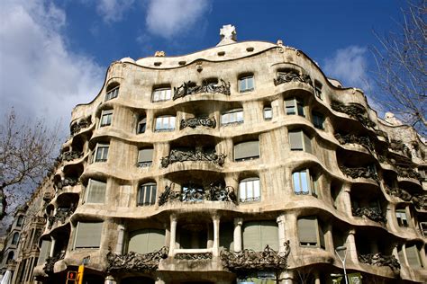 Gaudí Week #4: Casa Milà, a.k.a. “La Pedrera” in Barcelona, Spain