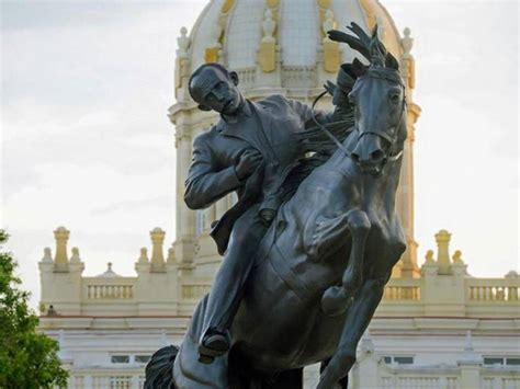 José Martí rides again in Havana thanks to American donations and a ...