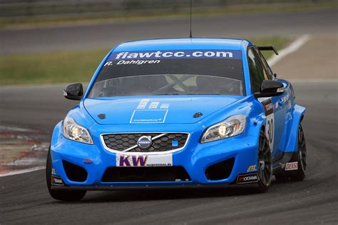 Volvo Polestar Racing Clinches First WTCC Points - autoevolution