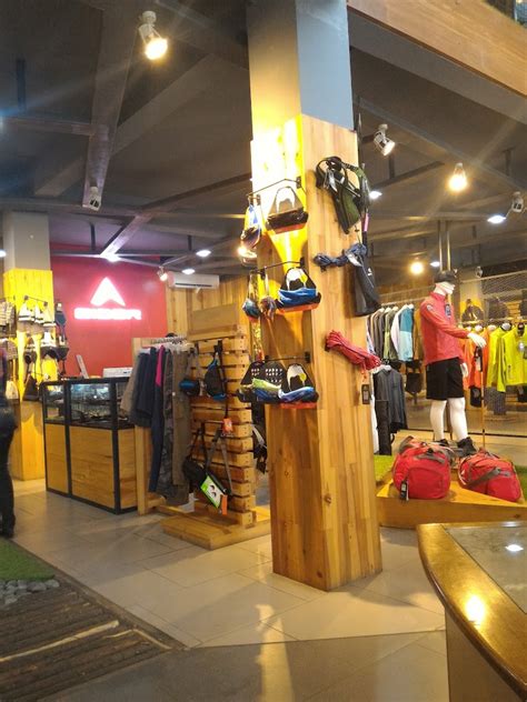 Eiger Adventure Flagship Store - Depok Toko Olahraga Luar Ruangan JRCJ ...