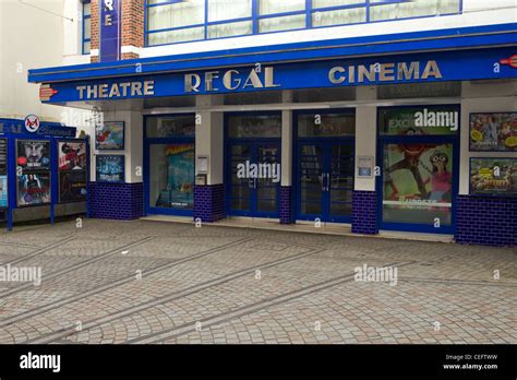 Regal theatre redruth hi-res stock photography and images - Alamy