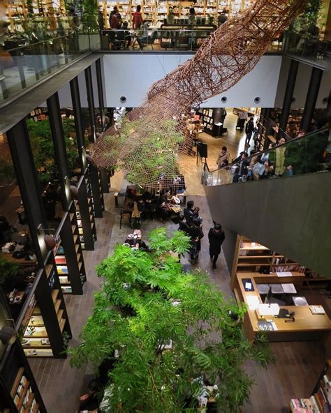 蔦屋家電 Tsutaya Electrics / Futakotamagawa, Tokyo. Interior Architecture, Interior Design, Office ...