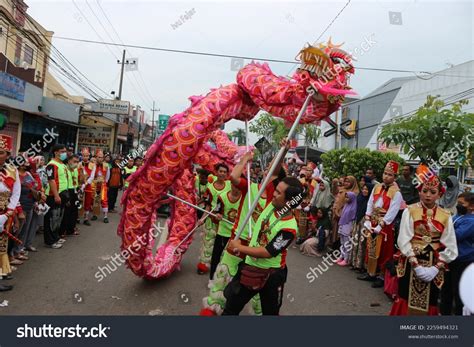 Indonesia February 2023 Naga Liong Dancers Stock Photo 2259494321 | Shutterstock