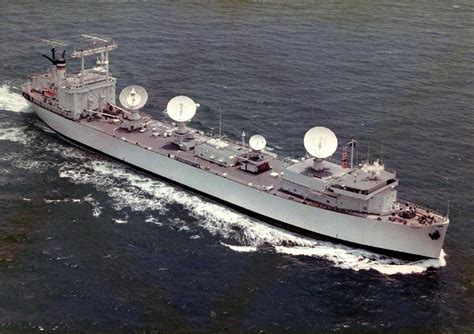 USNS Vanguard (T-AGM-19) is seen here as a NASA Skylab tracking ship [1263x891] : WarshipPorn