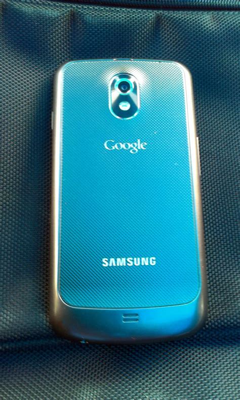 Think Digital : Samsung Galaxy Nexus I9250 - A Quick Hands-on Review