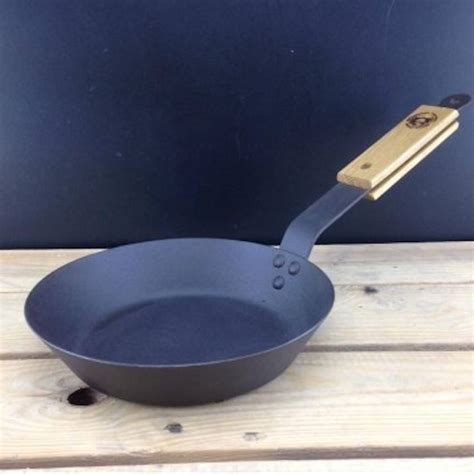 13'' Flat Bottom Wok By The Black Farmer