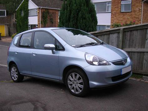 HONDA Jazz car technical data. Car specifications. Vehicle fuel consumption information ...