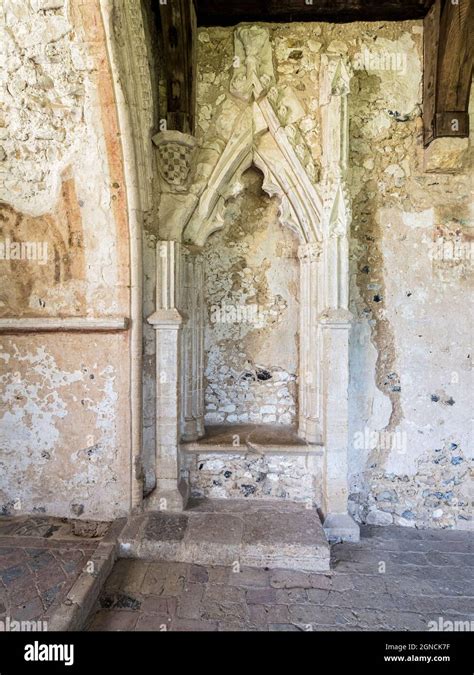 Castle Acre Priory ruins, Norfolk Stock Photo - Alamy