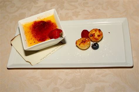 Creme Brulee Dessert | Pelican Grill Restaurant Resort at Pe… | Flickr
