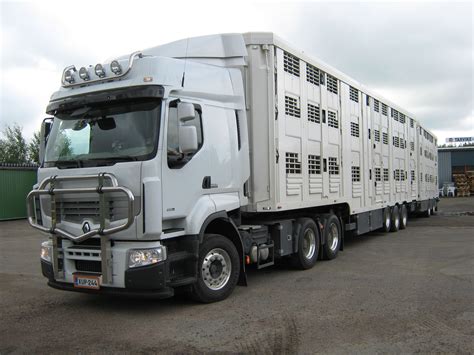 File:Renault animal transport truck.jpg - Wikimedia Commons