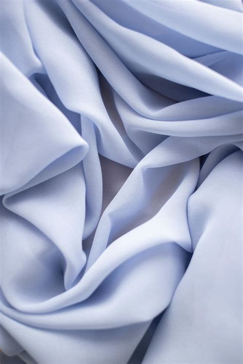 Light crumpled silk fabric · Free Stock Photo