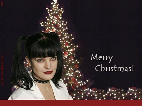 Abby - Merry Christmas - NCIS Wallpaper (9419809) - Fanpop