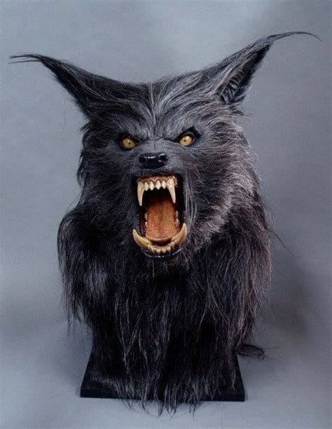 FULLSIZE HOWLING WEREWOLF HEAD Halloween Decoration | Werewolf costume ...