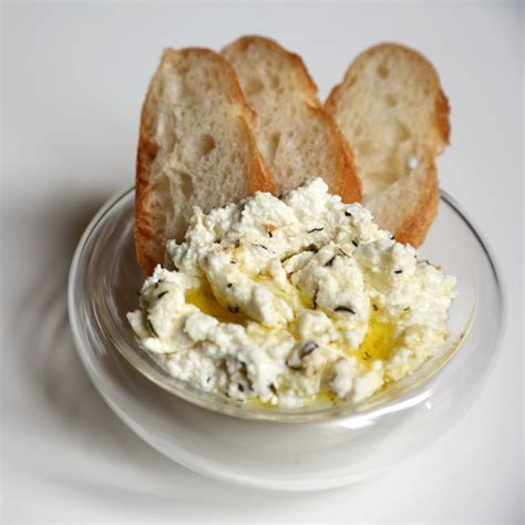 Easy Baked Goat Cheese Appetizer | POPSUGAR Food