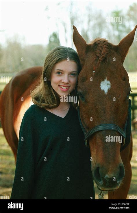 SCARLETT JOHANSSON THE HORSE WHISPERER (1998 Stock Photo: 31095226 - Alamy