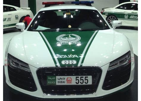 Dubai Police Add Audi R8, Nissan GT-R and Mercedes SL 63 AMG to Police Fleet - GTspirit