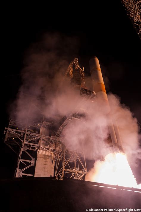 Photos: Additional shots of successful Delta 4 rocket launch ...