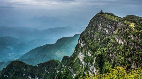 Mt Emei - World Heritage Site | Chengdu-Expat.com