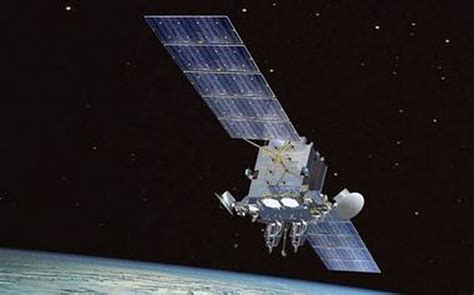 Watch as Air Force satellite begins its journey to 22,000 miles above ...