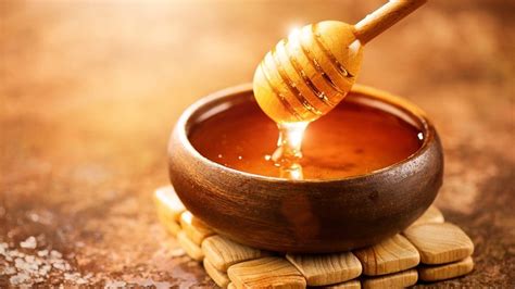 Manuka Honey: Why you need to include it in your Diet Right Away - WTFacts