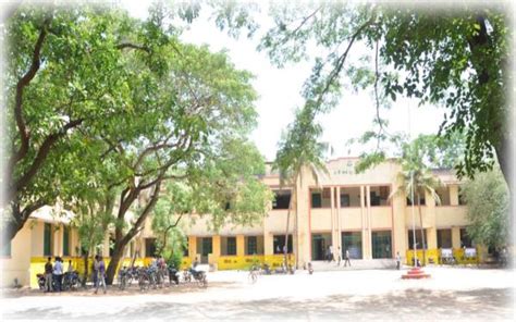 Pachaiyappa's College for Men , Kanchipuram - courses, fee, cut off ...