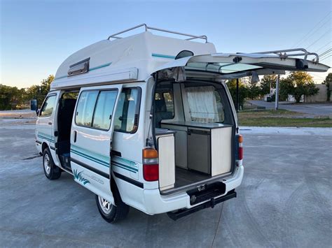 1994 TOYOTA Hiace 4wd Camper Van — Vanlife Northwest